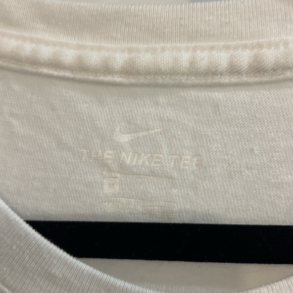 Nike t-shirt - Picture 2 of 2